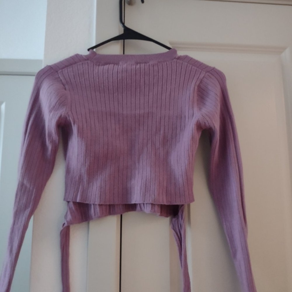 Purple crop top sweater - Picture 2 of 2